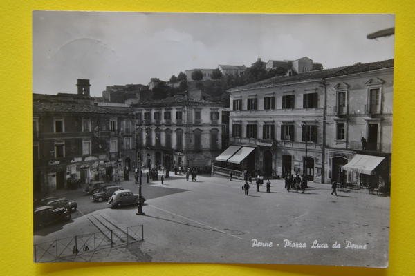 Cartolina Penne Piazza Luca Da Penne 1960