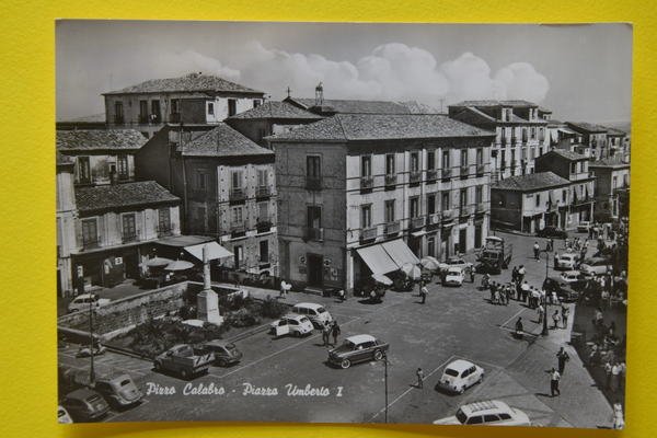 Cartolina Pizzo Calabro Piazza Umberto I 1962