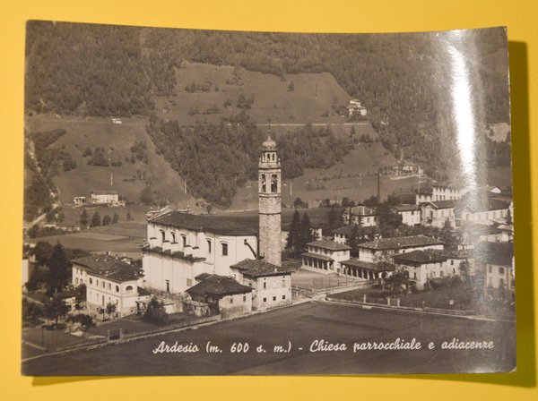Cartolina Ardesio Chiesa Parrocchiale E Adiacenze 1950