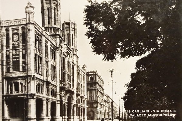 Cartolina - Cagliari - Via Roma e Palazzo Municipale - …