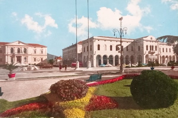 Cartolina - Vittorio Veneto - Piazza del Popolo - 1955 …