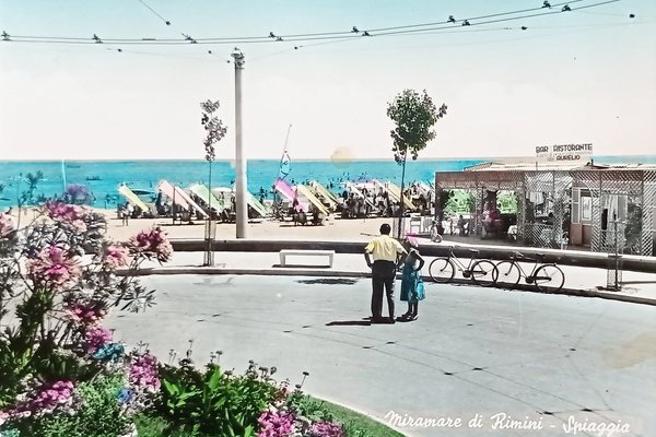 Cartolina - Miramare di Rimini - Spiaggia - 1956