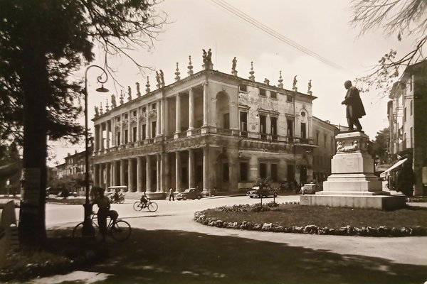 Cartolina - Vicenza - Piazza Matteotti - Museo Civico - …