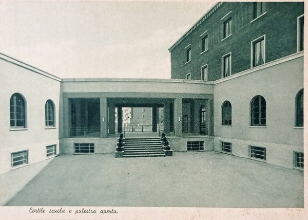 Cartolina - Istituto S. Orsola - Roma - Cortile scuola …