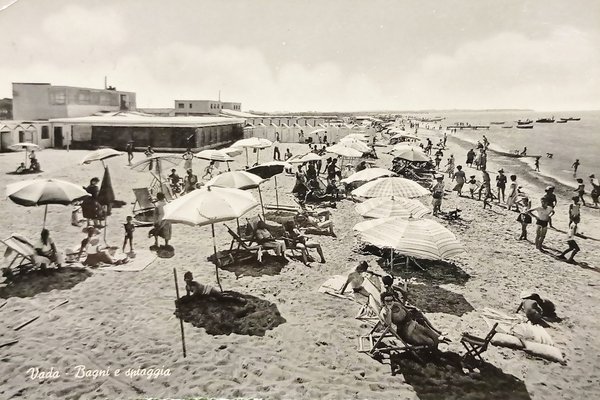 Cartolina - Vada - Bagni e Spiaggia - 1958
