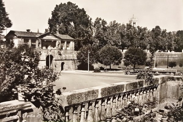 Cartolina - Lucca - Porta S. Pietro - 1955 ca.