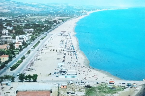 Cartolina - Giulianova - Scorcio panoramico dall'aereo - 1969 | Immagine principale