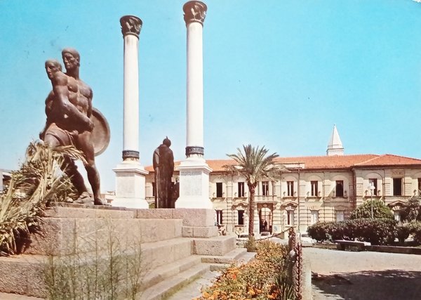 Cartolina - Palmi - Piazza Municipio e Monumento ai Caduti …