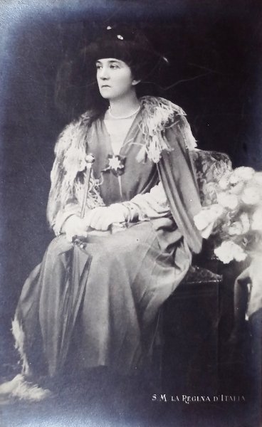 Cartolina Commemorativa - S. M. La Regina d'Italia - 1920 …