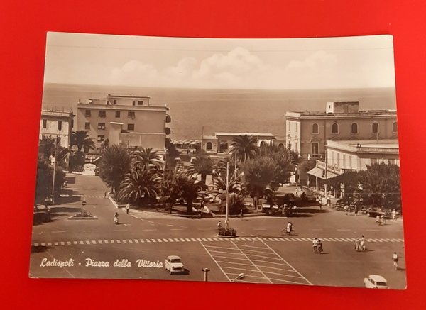 Cartolina Ladispoli - Piazza della Vittoria - 1964