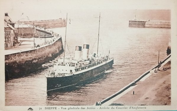 Cartolina - Dieppe - Vue generale Jetees - Arrivee du …
