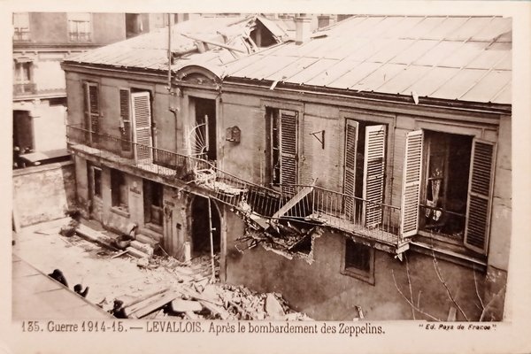 Cartolina WWI Levallois - Apres bombardement Zeppelins Guerre 1914 - …