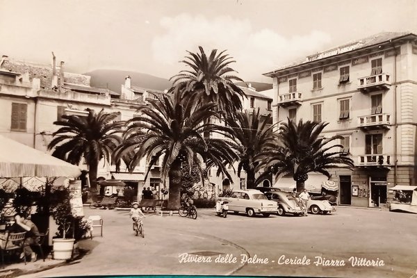 Cartolina - Riviera delle Palme - Ceriale - Piazza Vittoria …