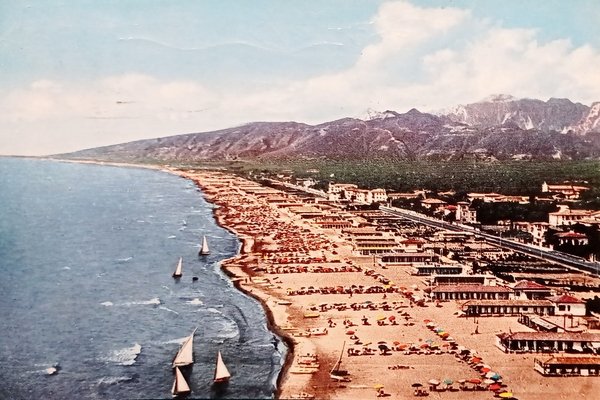 Cartolina - Versilia - Marina di Pietrasanta - Spiaggia dall'aereo …