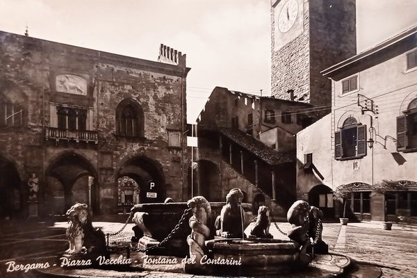 Cartolina - Bergamo - Piazza Vecchia - Fontana del Contarini …