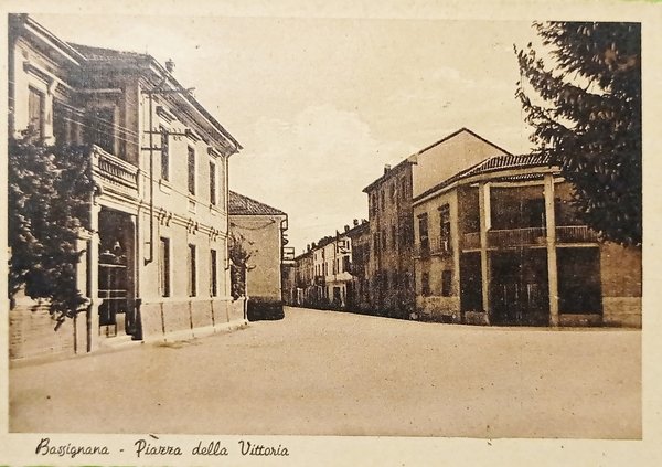 Cartolina - Bassignana - Piazza della Vittoria - 1940 ca.