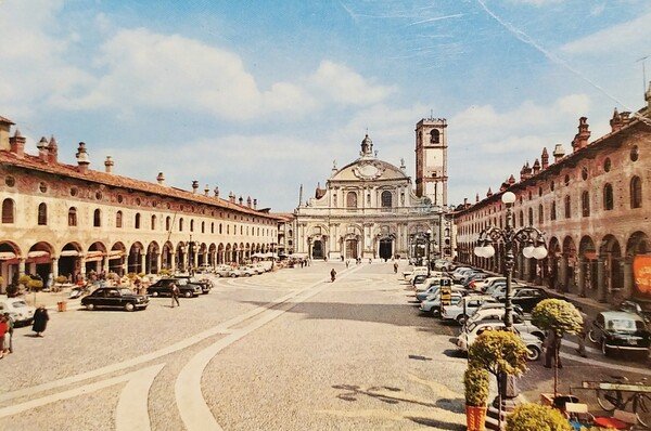 Cartolina - Vigevano - Piazza Ducale - Il Duomo - …