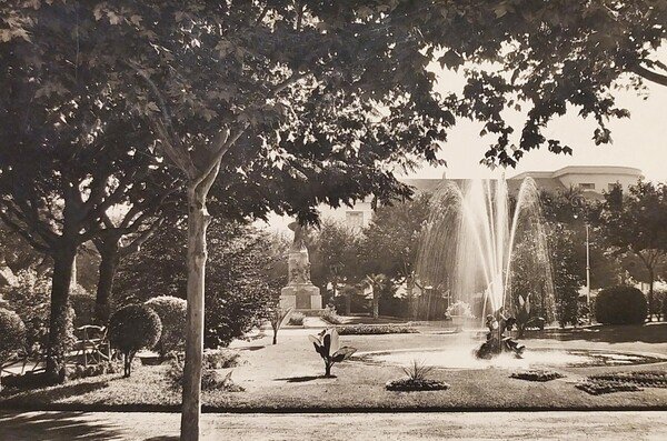 Cartolina - Bra - Giardini - Piazza Roma - 1940
