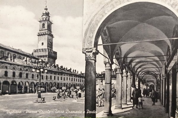 Cartolina - Vigevano - Piazza Ducale - Torre Bramante e …