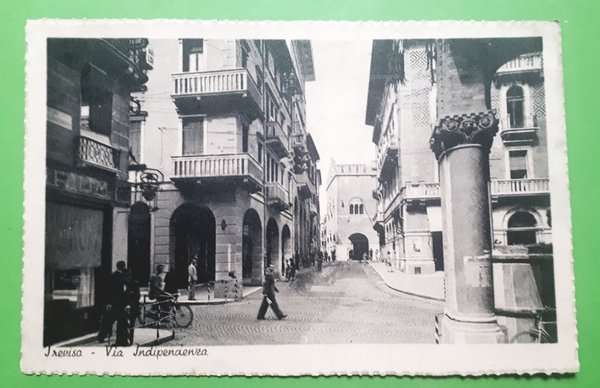 Cartolina - Treviso - Via Indipendenza - 1930 ca.