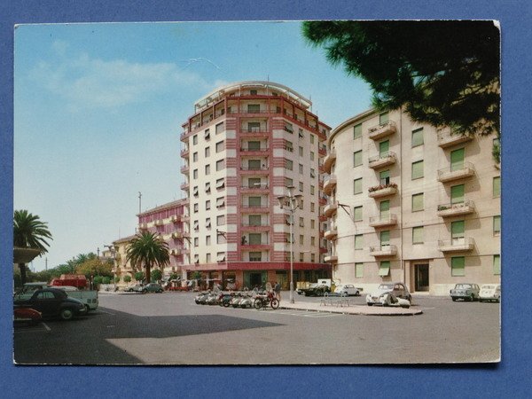 Cartolina Riviera dei Fiori - Albenga - Piazza Matteotti - …