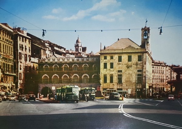 Cartolina - Genova - Piazza Caricamento e palazzo S. Giorgio … | Immagine principale