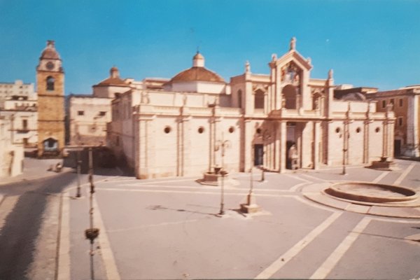 Cartolina - Manfredonia ( Foggia ) - La Cattedrale - …