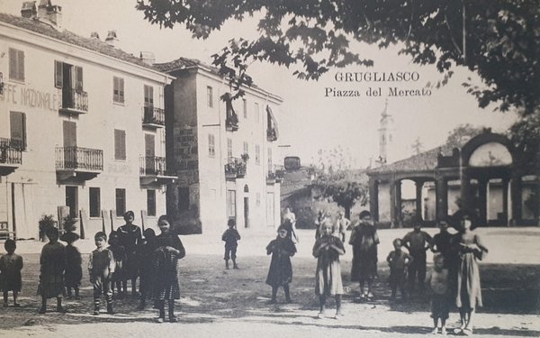 Cartolina - Grugliasco - Piazza del Mercato - 1910