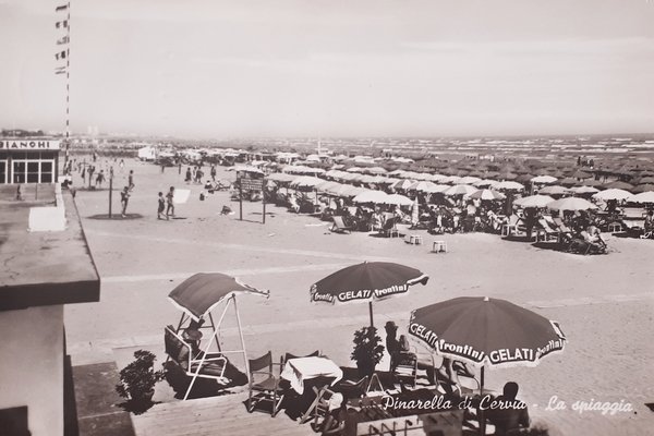 Cartolina - Pinarella di Cervia - La Spiaggia - 1967