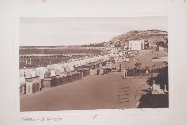 Cartolina - Cattolica - La Spiaggia - 1951