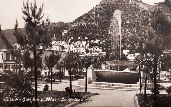 Cartolina - Sarno - Giardini pubblici - La fontana - …