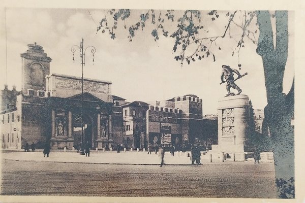 Cartolina - Roma - Porta Pia ed il Monumento al …