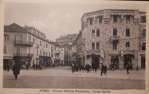 Cartolina - Acqui - Piazza Vittorio Emanuele - Corso Dante …