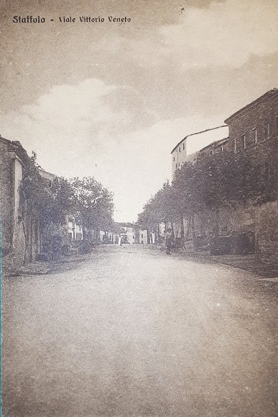 Cartolina - Staffolo - Viale Vittorio Veneto - 1900 ca.