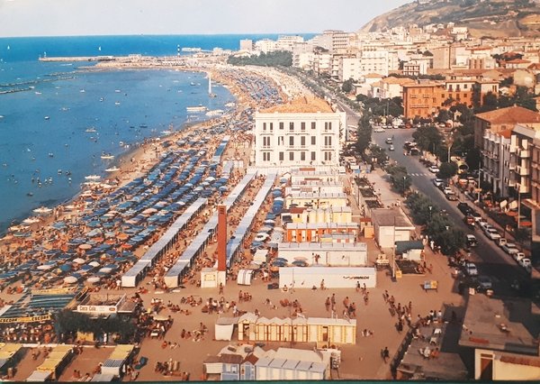 Cartolina - Cattolica - Panorama della spiaggia - Gabicce Monte …
