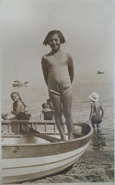 Cartolina - Varazze - La Spiaggia - 1949