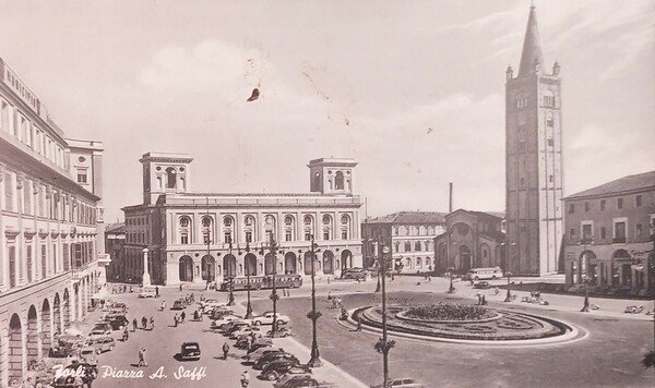 Cartolina - Forli - Piazza A. Saffi - 1957