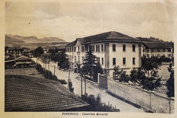 Cartolina - Pinerolo - Caserma Berardi - 1948