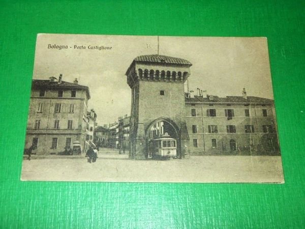 Cartolina Bologna - Porta Castiglione 1918.