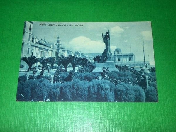 Cartolina Pietra Ligure - Giardini e Monumento ai Caduti 1932.