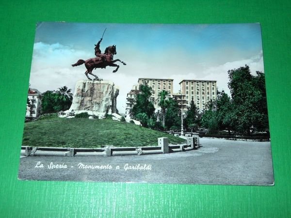 Cartolina La Spezia - Monumento a Garibaldi 1955.