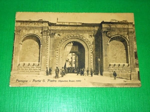 Cartolina Perugia - Porta S. Pietro 1907.