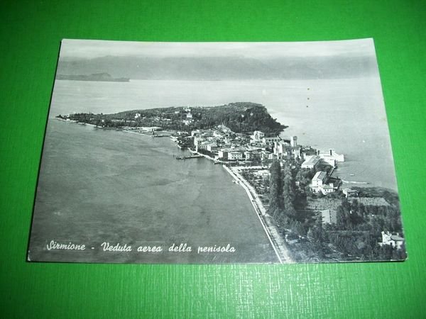 Cartolina Sirmione - Veduta aerea della penisola 1969.
