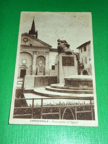 Cartolina Carmagnola - Monumento ai Caduti 1929.