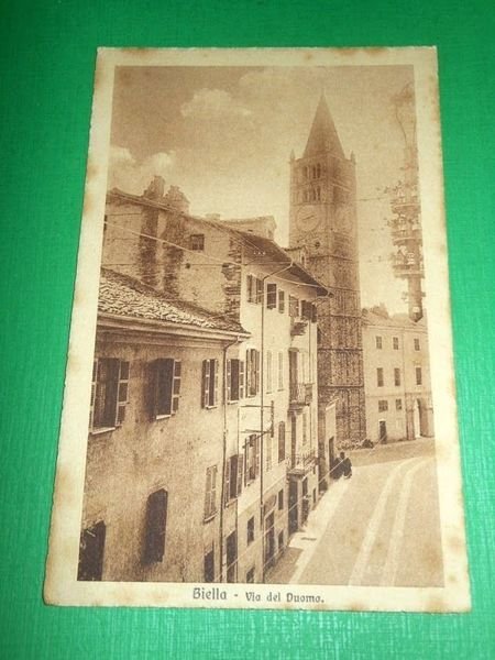 Cartolina Biella - Via del Duomo 1920 ca.