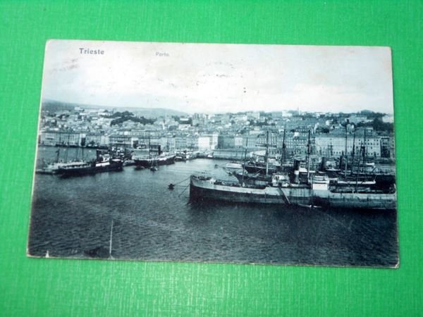 Cartolina Trieste - Porto 1907.