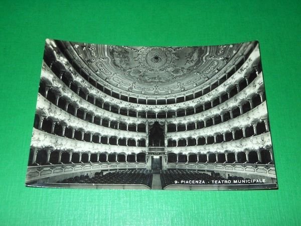 Cartolina Piacenza - Teatro Municipale 1950.