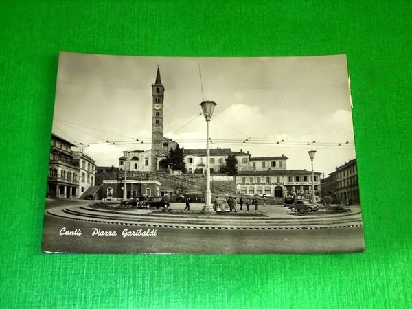 Cartolina Cantù - Piazza Garibaldi 1960 ca.