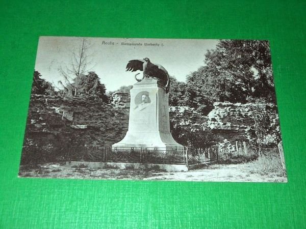 Cartolina Aosta - Monumento Umberto I° 1928.