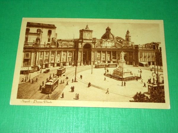 Cartolina Napoli - Piazza Dante 1940.